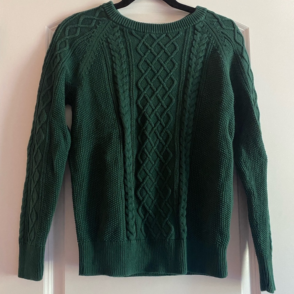 GAP Women’s Cable Knit Sweater Size S